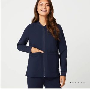 FIGS Bellery Scrub Jacket, Navy, size XS